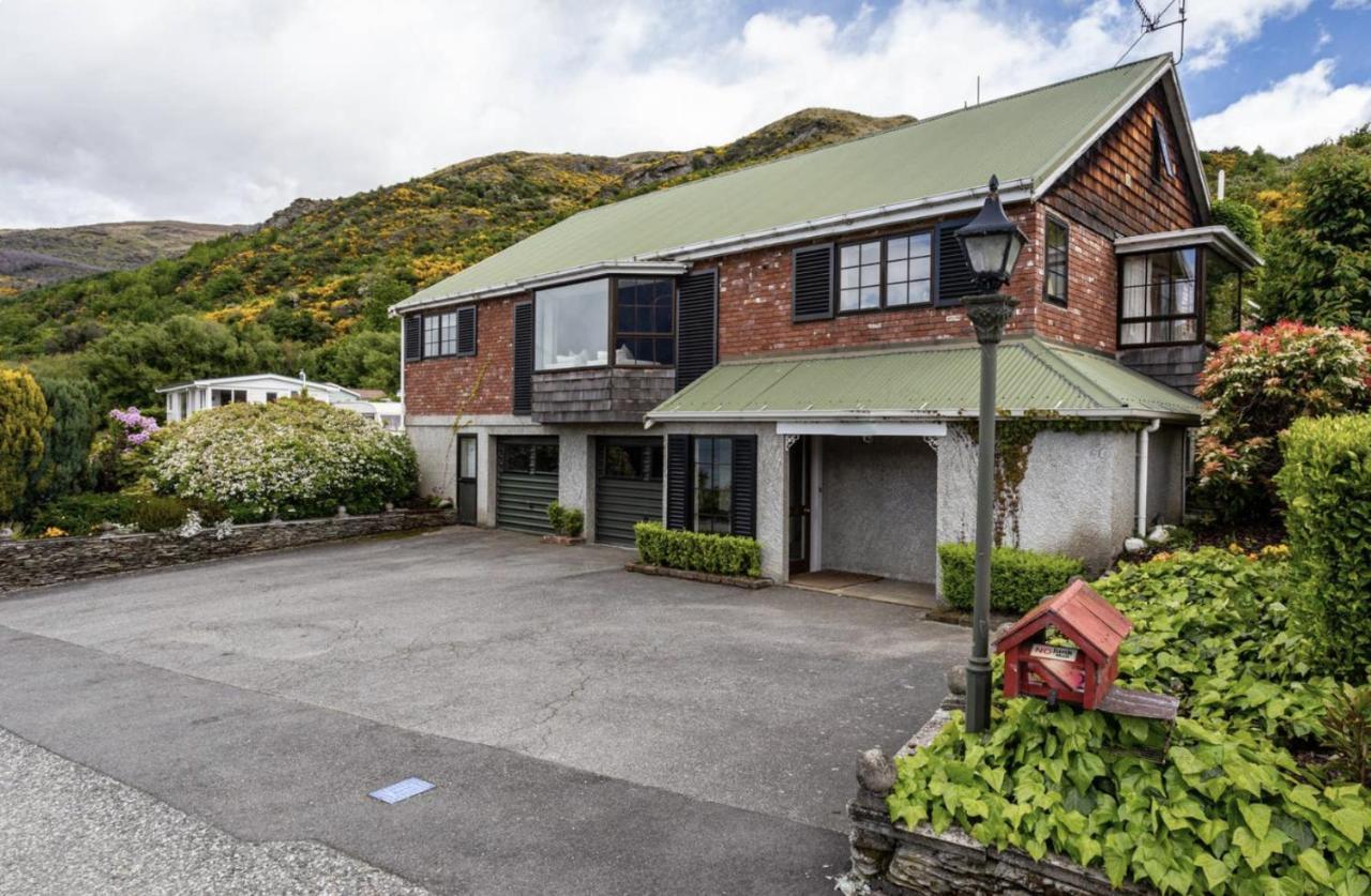 The Billiards Room Queenstown Bagian luar foto